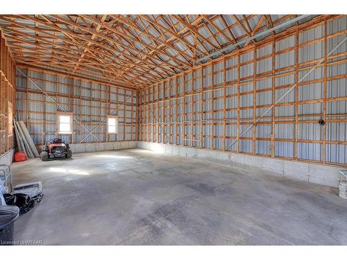 684284 Road 68 Road, Zorra, ON - Indoor Photo Showing Garage