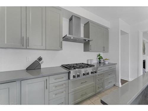 798 Queenston Blvd Boulevard, Woodstock, ON - Indoor Photo Showing Kitchen