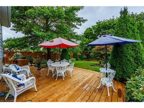 102 Wyndham Crescent, London, ON - Outdoor With Deck Patio Veranda With Backyard