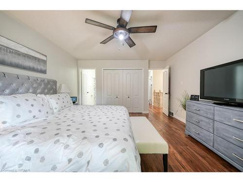 37 Primrose Drive, Tillsonburg, ON - Indoor Photo Showing Bedroom