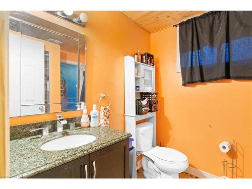 78 Oliver Crescent, Thamesford, ON - Indoor Photo Showing Bathroom