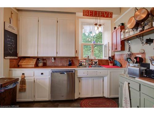 55415 Talbot Line Line, Aylmer, ON - Indoor Photo Showing Kitchen