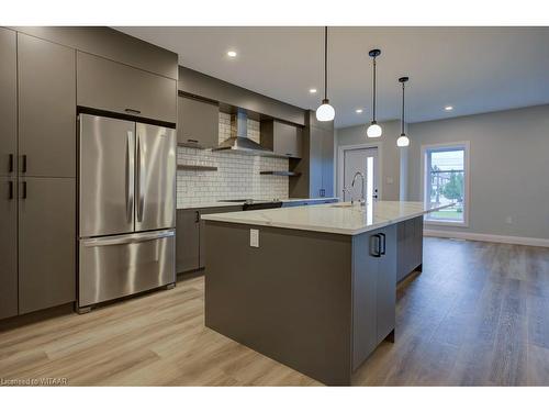 102-361 Quarter Town Line, Tillsonburg, ON - Indoor Photo Showing Kitchen With Upgraded Kitchen