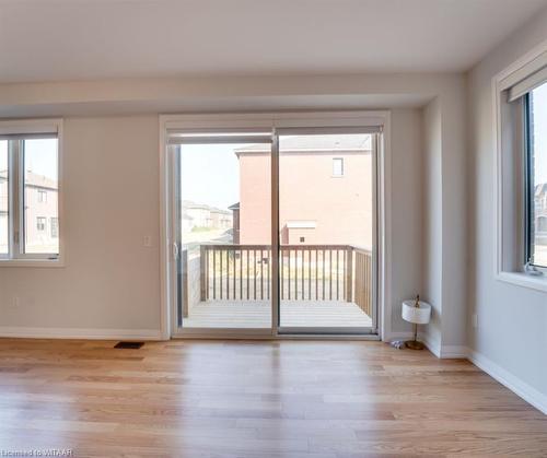 1427 Upper Thames Drive, Woodstock, ON - Indoor Photo Showing Other Room