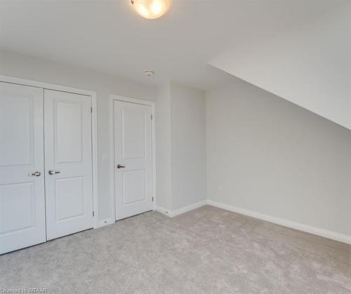 1427 Upper Thames Drive, Woodstock, ON - Indoor Photo Showing Other Room