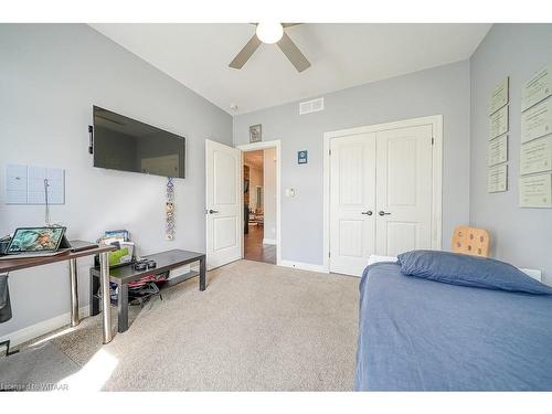 112 Ottawa Avenue, Woodstock, ON - Indoor Photo Showing Bedroom