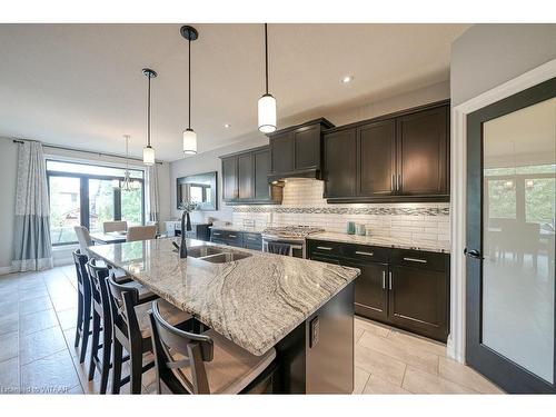 112 Ottawa Avenue, Woodstock, ON - Indoor Photo Showing Kitchen With Double Sink With Upgraded Kitchen