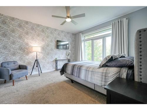 112 Ottawa Avenue, Woodstock, ON - Indoor Photo Showing Bedroom