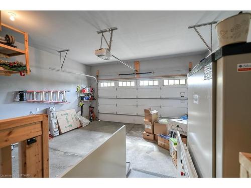 112 Ottawa Avenue, Woodstock, ON - Indoor Photo Showing Garage