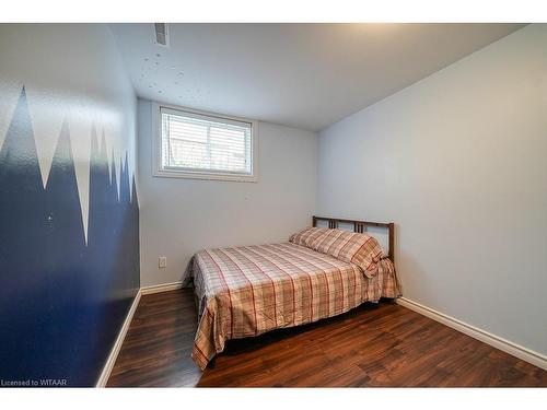 112 Ottawa Avenue, Woodstock, ON - Indoor Photo Showing Bedroom