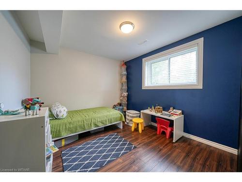 112 Ottawa Avenue, Woodstock, ON - Indoor Photo Showing Bedroom