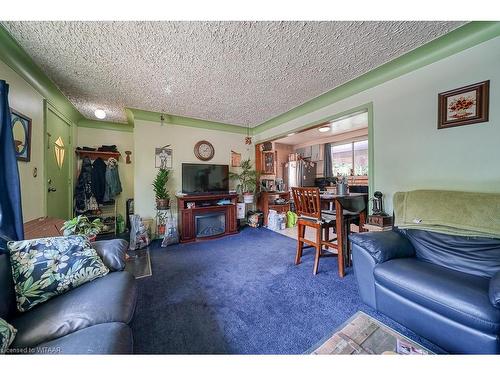 24 South Street, Brantford, ON - Indoor Photo Showing Living Room