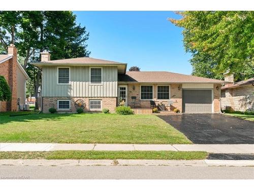 84 Trottier Drive, Tillsonburg, ON - Outdoor With Facade