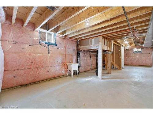 1323 Upper Thames Drive, Woodstock, ON - Indoor Photo Showing Basement