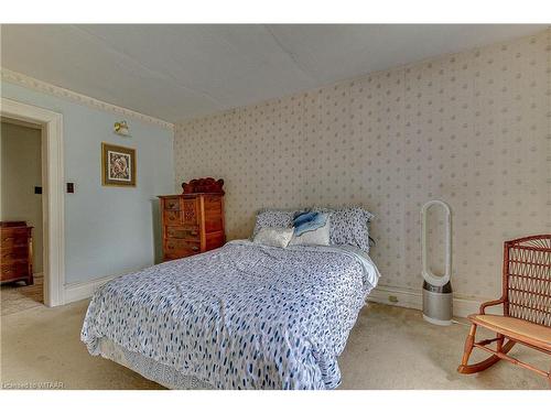 295 Tunis Street, Ingersoll, ON - Indoor Photo Showing Bedroom