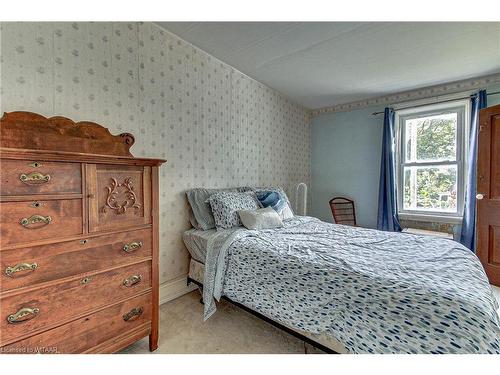 295 Tunis Street, Ingersoll, ON - Indoor Photo Showing Bedroom