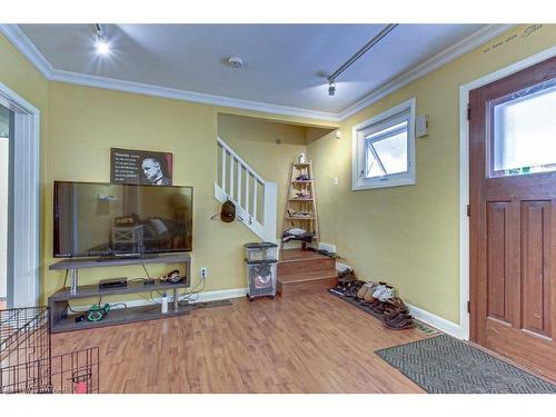 446 Victoria Street, London, ON - Indoor Photo Showing Other Room