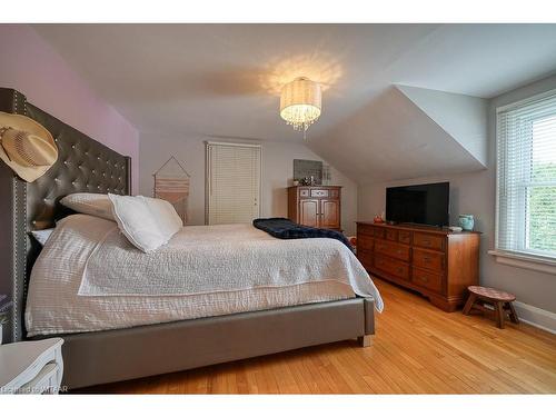 3811 Highway 59, Courtland, ON - Indoor Photo Showing Bedroom