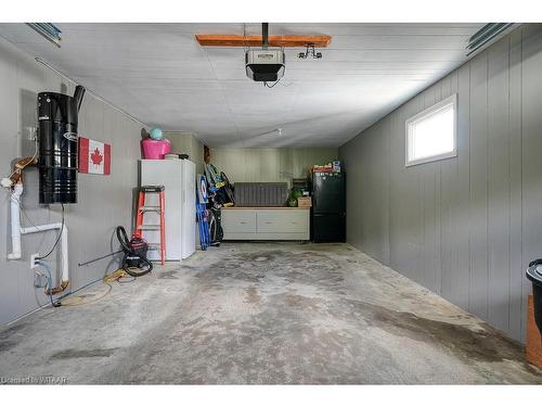 3811 Highway 59, Courtland, ON - Indoor Photo Showing Garage