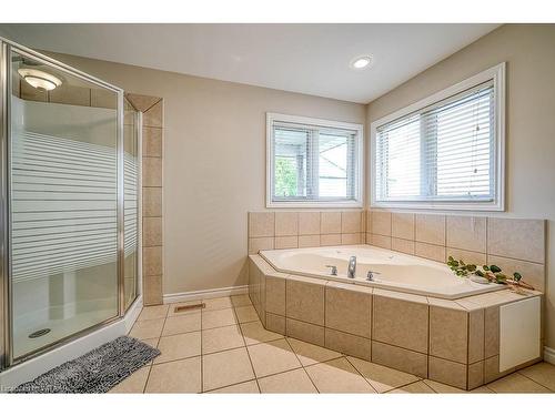 20 Langrell Avenue, Tillsonburg, ON - Indoor Photo Showing Bathroom