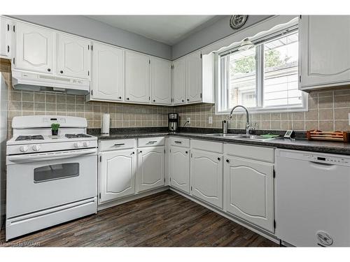 191 Diefenbaker Drive, Woodstock, ON - Indoor Photo Showing Kitchen With Double Sink