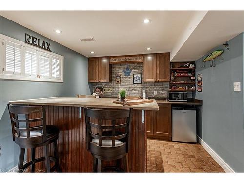 191 Diefenbaker Drive, Woodstock, ON - Indoor Photo Showing Kitchen