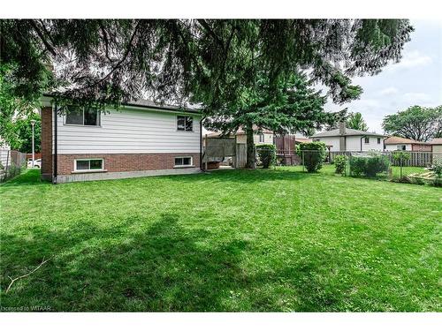 191 Diefenbaker Drive, Woodstock, ON - Outdoor