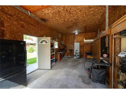 67 Dennis Avenue, London, ON - Indoor Photo Showing Garage