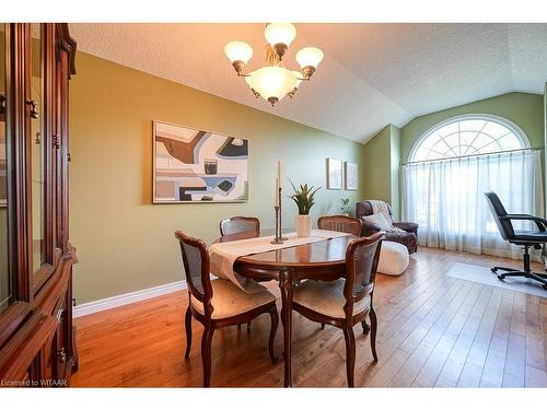 468 Lakeview Drive, Woodstock, ON - Indoor Photo Showing Dining Room