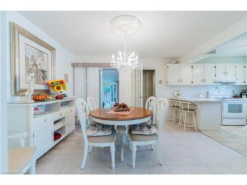 24 Allen Street, Tillsonburg, ON - Indoor Photo Showing Dining Room