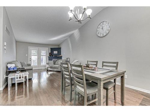 14-52 Imperial Street, Delhi, ON - Indoor Photo Showing Dining Room