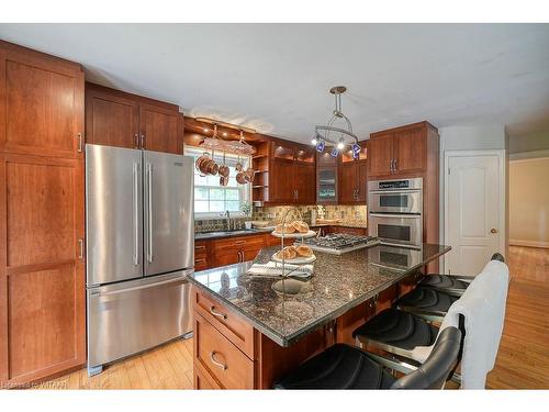 279 Light Street, Woodstock, ON - Indoor Photo Showing Kitchen