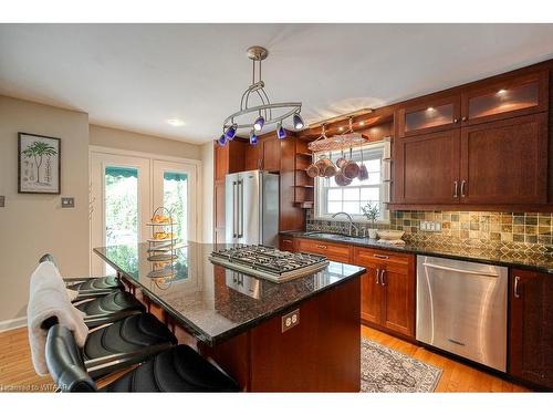 279 Light Street, Woodstock, ON - Indoor Photo Showing Kitchen