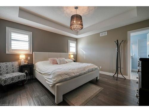 487 Alan Crescent, Woodstock, ON - Indoor Photo Showing Bedroom