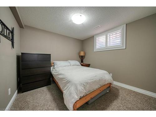 487 Alan Crescent, Woodstock, ON - Indoor Photo Showing Bedroom