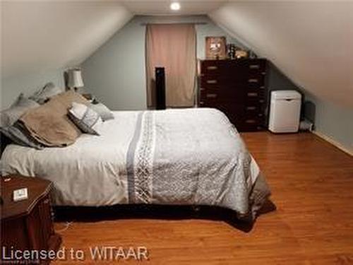 334319 Rossland Line, Ingersoll, ON - Indoor Photo Showing Bedroom