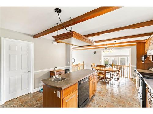 890 2Nd Concession Road, Delhi, ON - Indoor Photo Showing Kitchen