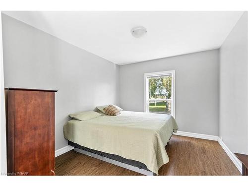 890 2Nd Concession Road, Delhi, ON - Indoor Photo Showing Bedroom