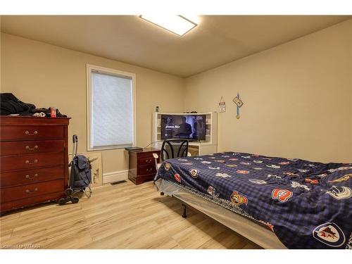 729 Hounsfield Street, Woodstock, ON - Indoor Photo Showing Bedroom