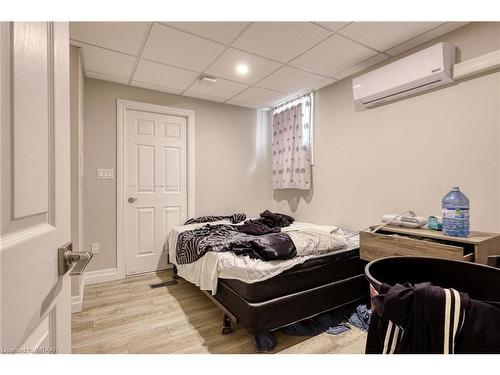 729 Hounsfield Street, Woodstock, ON - Indoor Photo Showing Bedroom