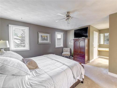 10 Blackfoot Place, Woodstock, ON - Indoor Photo Showing Bedroom