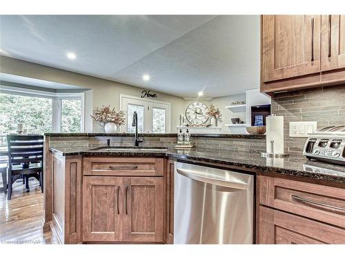 109 Shorties Side Road, Middleton, ON - Indoor Photo Showing Kitchen