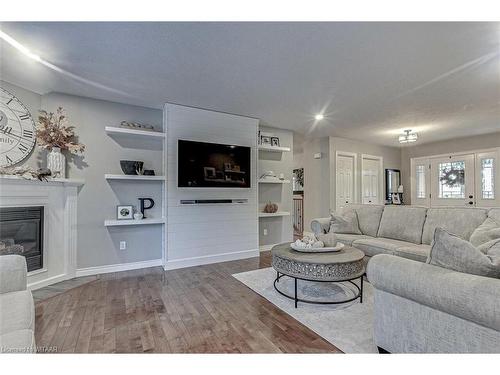 109 Shorties Side Road, Middleton, ON - Indoor Photo Showing Living Room With Fireplace