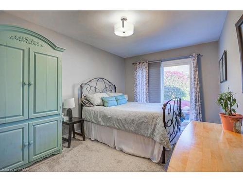 26 Edwin Crescent, Tillsonburg, ON - Indoor Photo Showing Bedroom