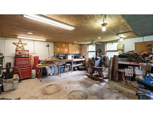 584132 Beachville Road, Ingersoll, ON - Indoor Photo Showing Garage