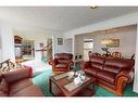 474476 Dodge Line, Sweaburg, ON  - Indoor Photo Showing Living Room 