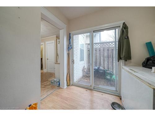 464 Brant Street, Woodstock, ON - Indoor Photo Showing Other Room