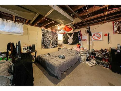 464 Brant Street, Woodstock, ON - Indoor Photo Showing Basement