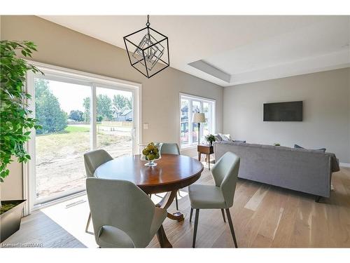 46 Matheson Crescent, Innerkip, ON - Indoor Photo Showing Dining Room