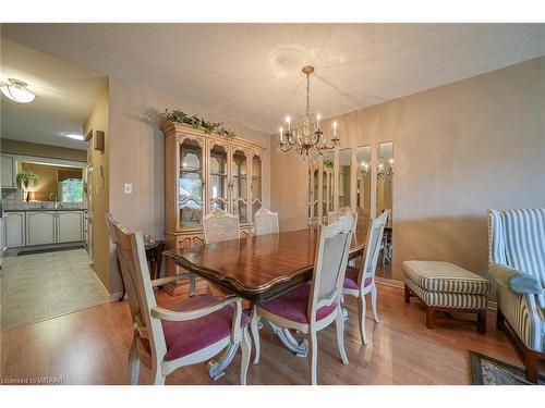 18 Wilkins Crescent, Tillsonburg, ON - Indoor Photo Showing Dining Room